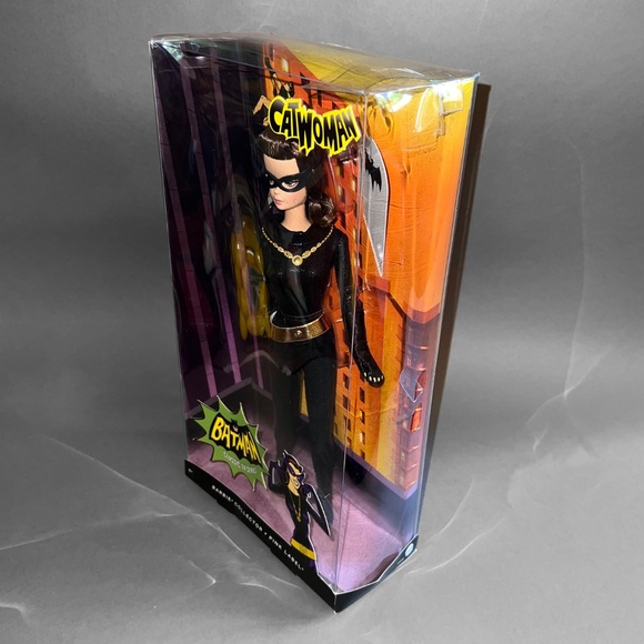 Retro Catwoma 12" Doll - Picture 6 of 11